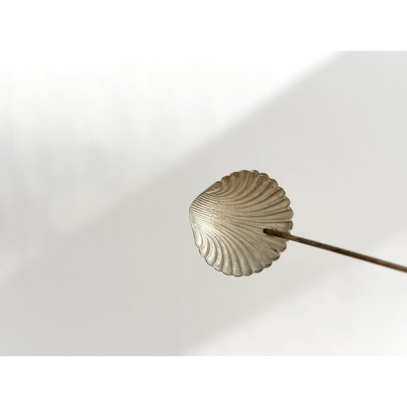 Scalloped Seashell Sterling Silver Vintage Stick Pin | Hat Pin | Scarf Pin - Picture 6 of 9